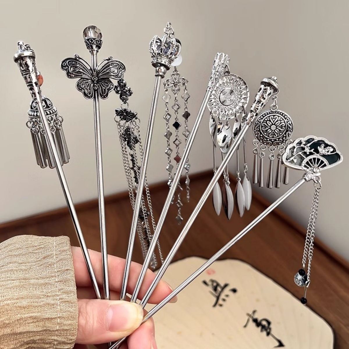 Hair Care Ingredients - Elegant Women's Hairpin Antique Silver Butterfly